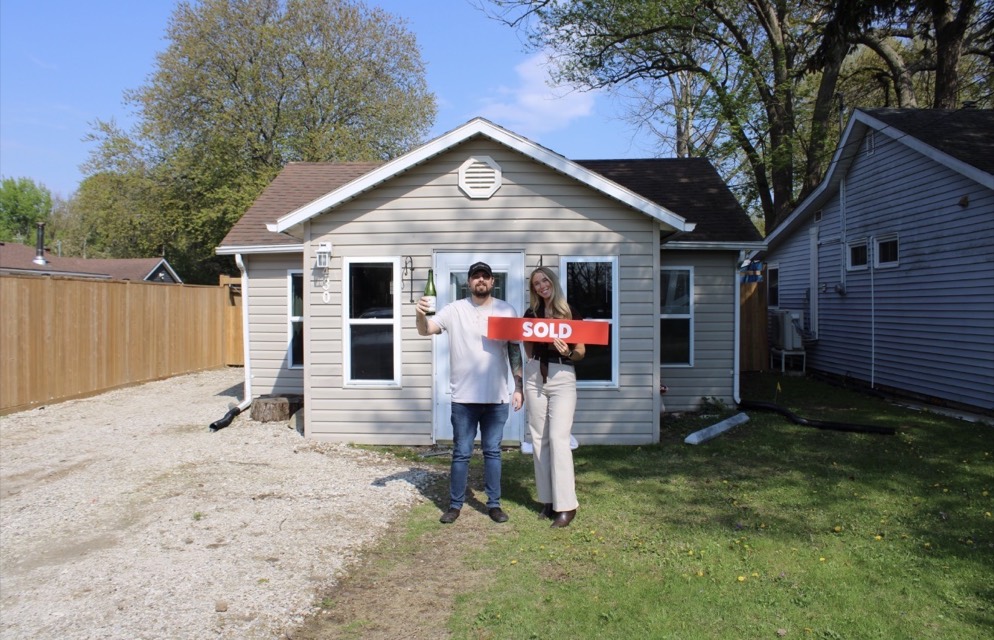 Sold sign